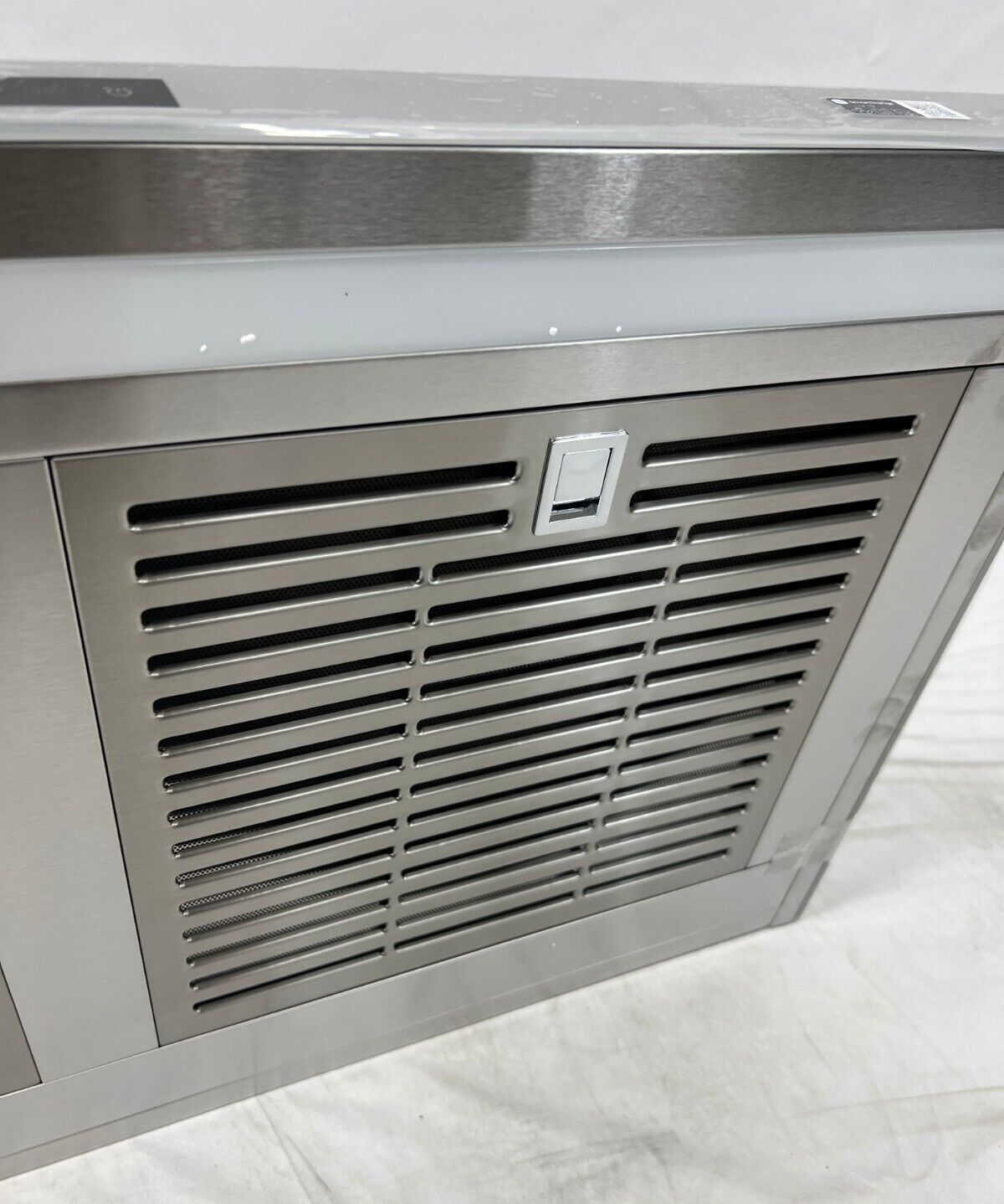 Samsung NK36CB700WCG/AA 30" Range Hood w/ WiFi & Bluetooth, Gray