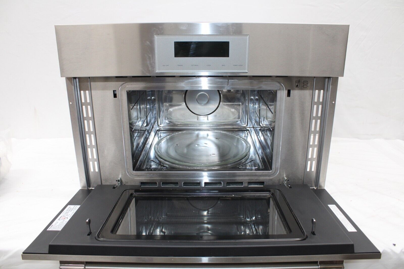 Thermador MB30WP - Professional Series 1.6 Cu. Ft. Built-In Microwave - SS
