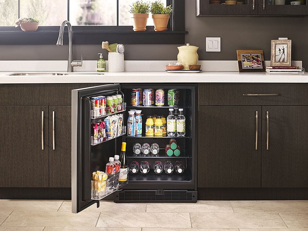 Whirlpool Built-In 24" 5.1 Cu. Ft Undercounter Refrigerator Stainless WUR35X24HZ - Image 7