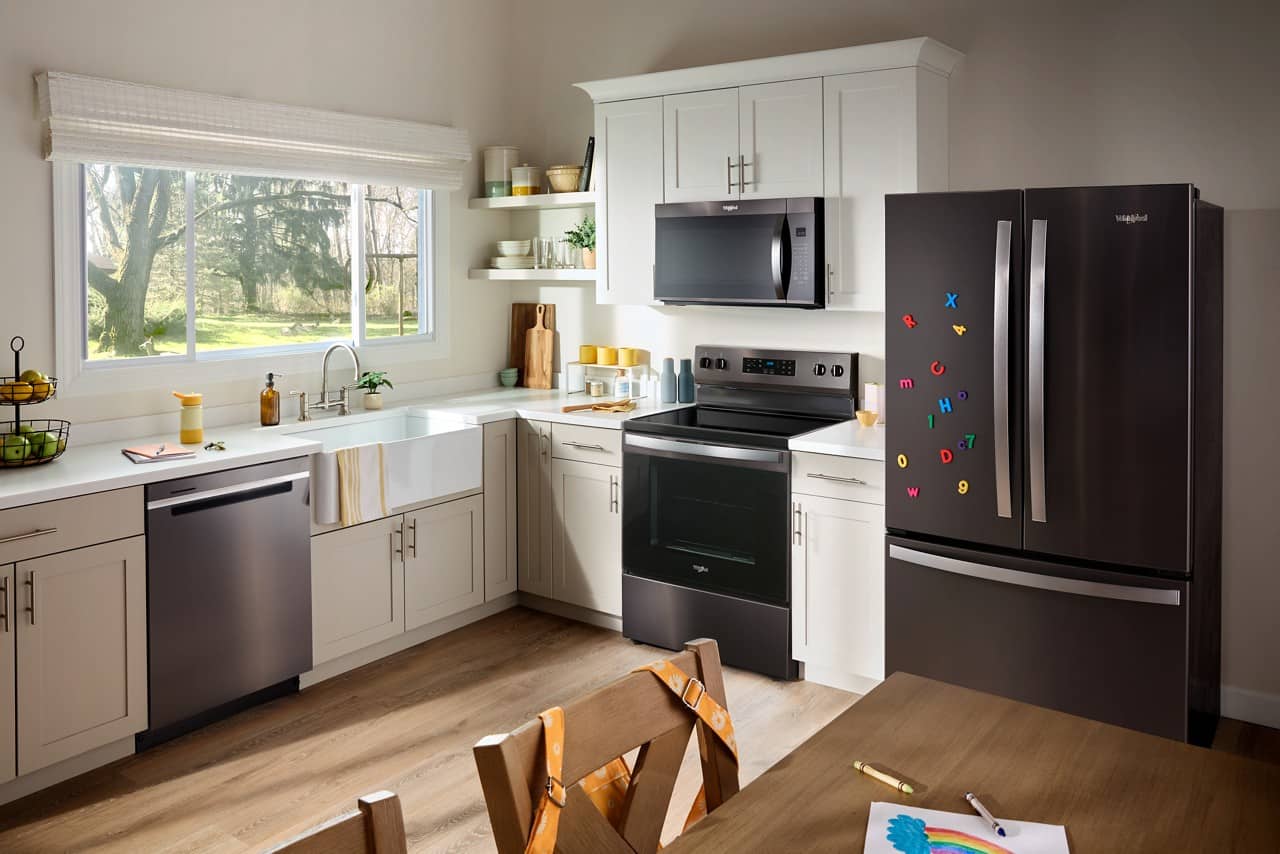 Whirlpool 24" Built-In 47 dBA Dishwasher w/ AI Intelligent Wash Black WDTA50SAKV - Image 9