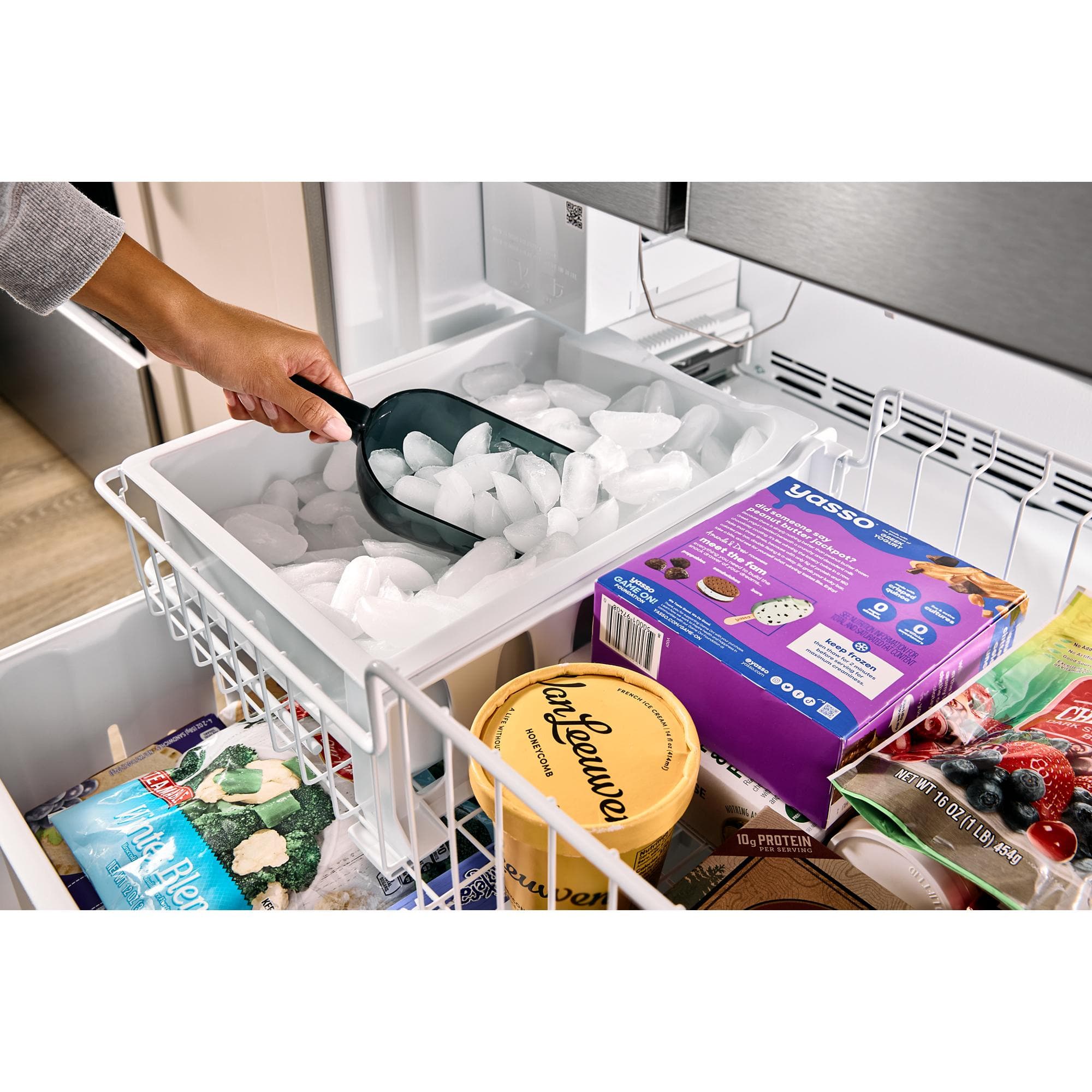 Whirlpool WRFF3036RW 25.2 Cu. Ft 36" French Door Smart Refrigerator ENERGY STAR - Image 8