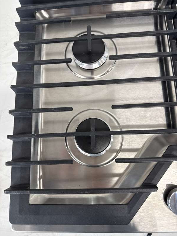 Whirlpool 36" Gas Cooktop Stainless Steel WCG97US6HS - Assessment Photo 10