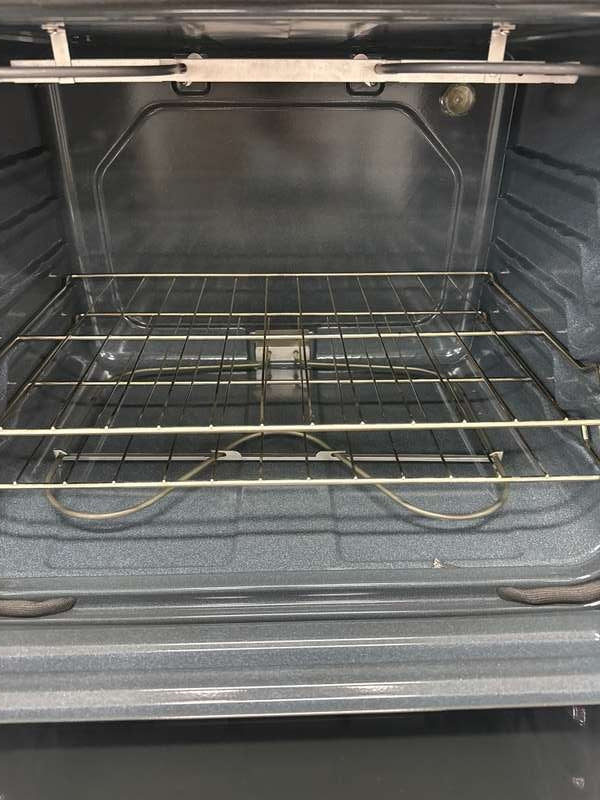 Amana Freestanding Electric Range 4.8 Cu. Ft Stainless Steel AER6303MMS - Assessment Photo 10