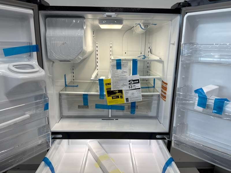 Whirlpool 36" French Door Refrigerator Black 25 cu. ft WRMF3636RB - Assessment Photo 10