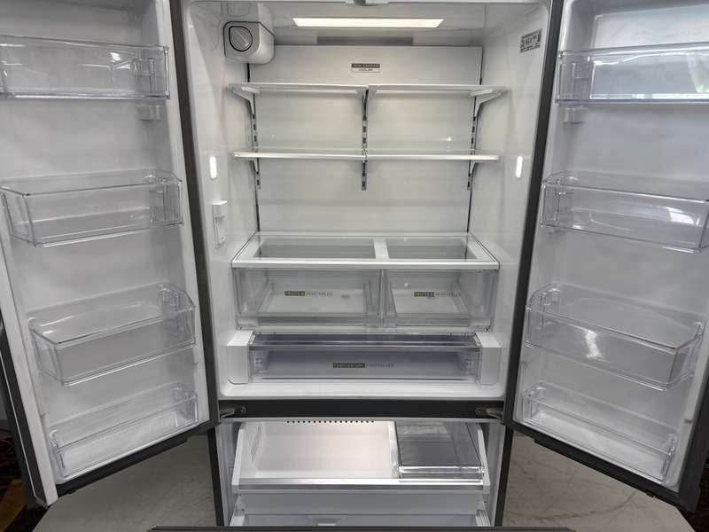 Whirlpool 36" French Door Counter-Depth Refrigerator 24 cu. ft WRFC3036RZ - Assessment Photo 10