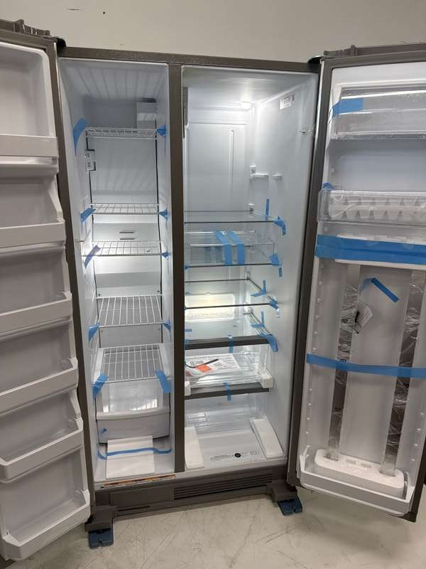 Whirlpool 36" Side-by-Side Refrigerator 25.1 cu. ft Stainless Steel WRS315SNHM - Assessment Photo 10
