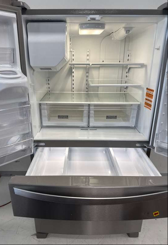 Whirlpool 36" French Door Refrigerator Stainless Steel 25 cu. ft WRMF3636RZ - Assessment Photo 10