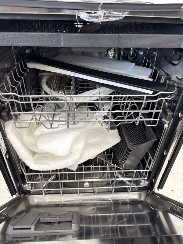 Whirlpool 24" Built-In 47 dBA Dishwasher w/ AI Intelligent Wash Black WDTA50SAKV - Assessment Photo 11