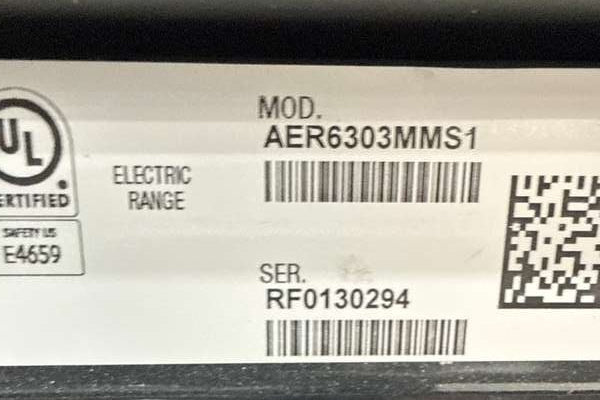 Amana Freestanding Electric Range 4.8 Cu. Ft Stainless Steel AER6303MMS - Assessment Photo 11