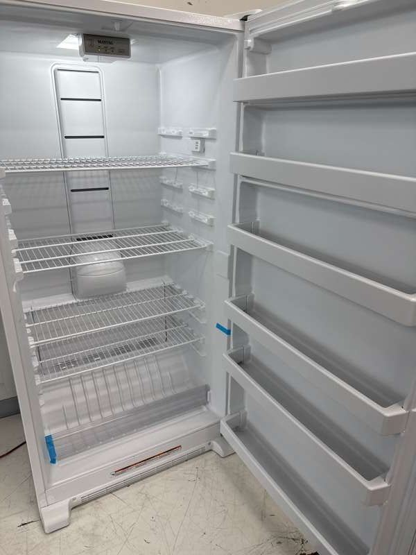 Maytag 33" Upright Freezer 20 Cu. Ft White MZF34X20DW - Assessment Photo 11