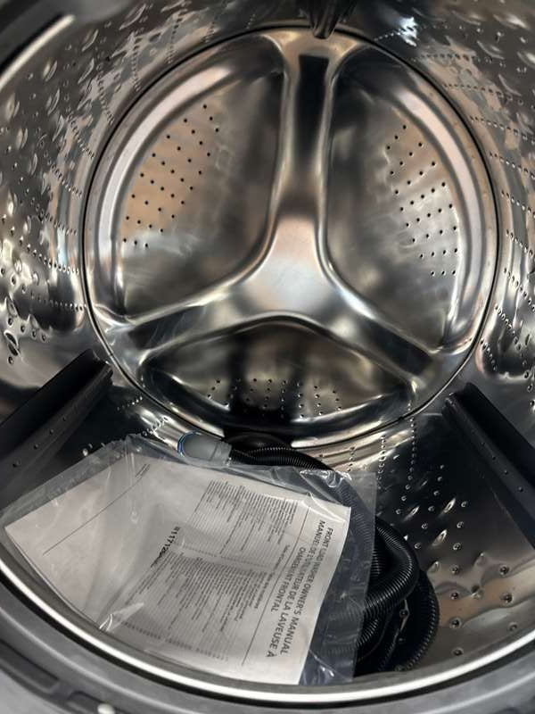 Whirlpool Front Load Washer 4.5 Cu. Ft WFW4720RW - Assessment Photo 11