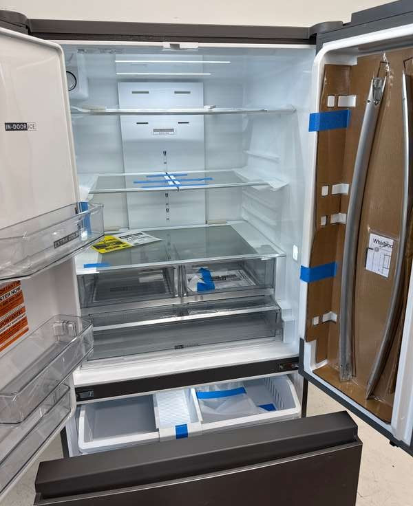 Whirlpool 36" French Door Refrigerator Ice maker 30 cu. ft WRFF3536SZ - Assessment Photo 11