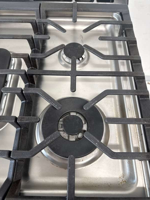 LG Studio 30" Slide-In Gas Range 6.3 Cu. Ft Smart Convection LSGS6338F - Assessment Photo 11