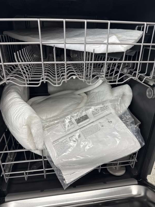 Whirlpool 24" Top Control 55 dBA Dishwasher Stainless Steel WDP540HAMZ - Assessment Photo 11