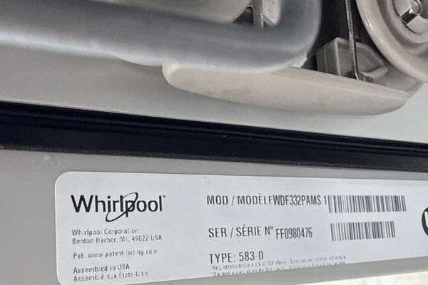 Whirlpool 24" Built-In Dishwasher Stainless Steel WDF332PAMS - Assessment Photo 12