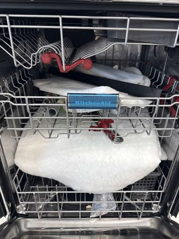 KitchenAid 24" Top Control 44 dBA Dishwasher 360 Max Jets 3rd Rack KDTS424SPS - Assessment Photo 12