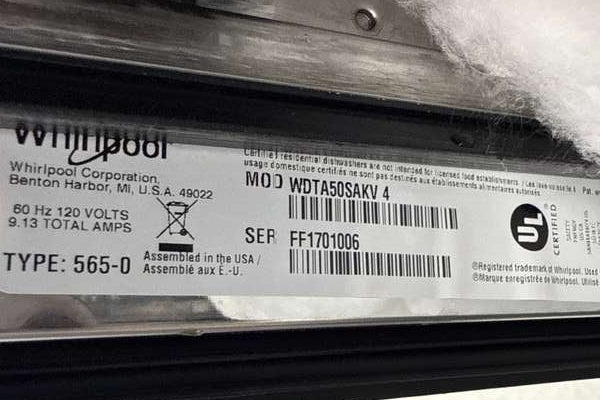 Whirlpool 24" Built-In 47 dBA Dishwasher w/ AI Intelligent Wash Black WDTA50SAKV - Assessment Photo 12