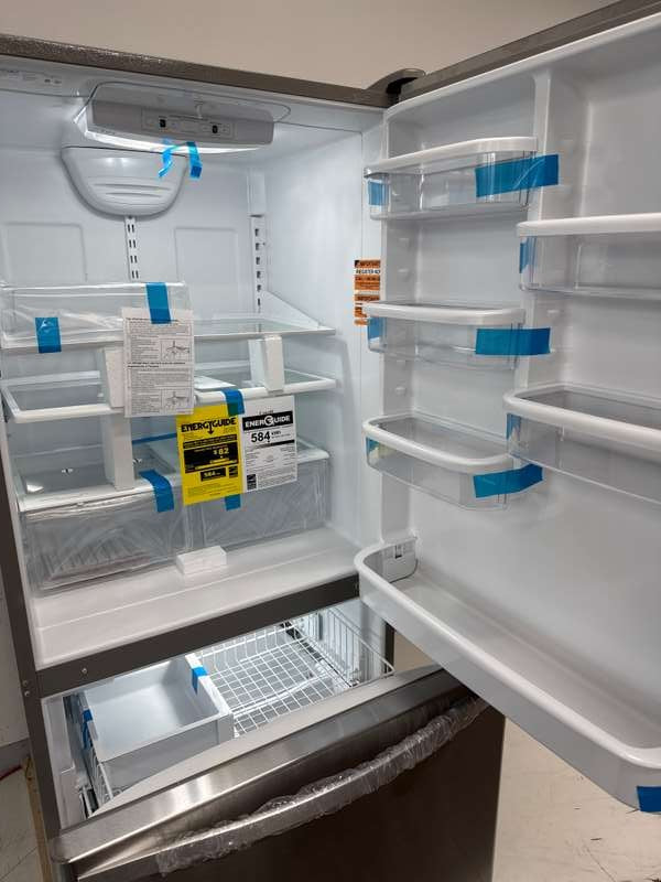 Whirlpool 33" Bottom Freezer Refrigerator 22 cu. ft Stainless Steel WRB322DMBM - Assessment Photo 12
