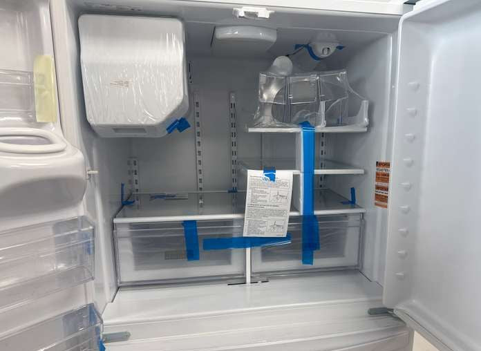 Whirlpool 24.5 Cu. Ft 36" French Door Refrigerator WRMF3636RW ENERGY STAR - Assessment Photo 12