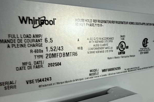 Whirlpool 30" French Door Refrigerator 20 Cu.ft Stainless Steel WRF560SEHZ - Assessment Photo 13