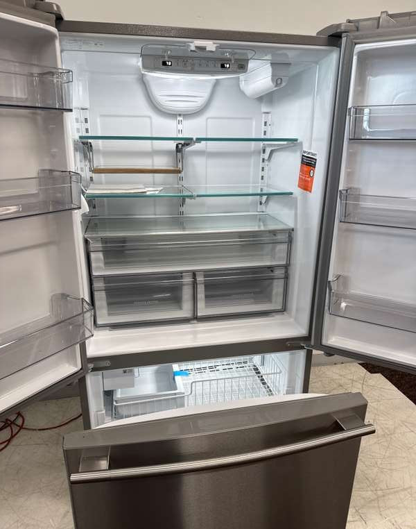 KitchenAid French Door Refrigerator Ice maker 20 Cu. Ft Stainless KRFC136SPS - Assessment Photo 13