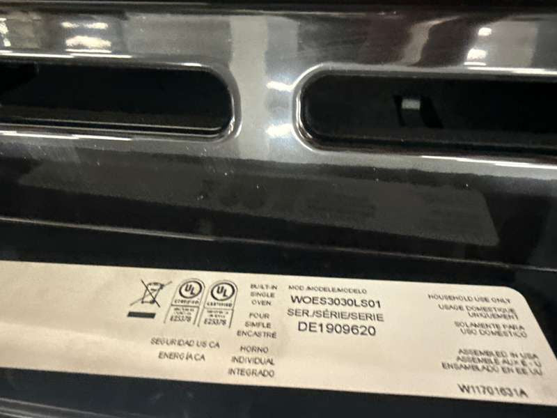 Whirlpool WOES3030LS 5.0 Cu. Ft Built-In Single Self Cleaning Wall Oven  - Assessment Photo 14
