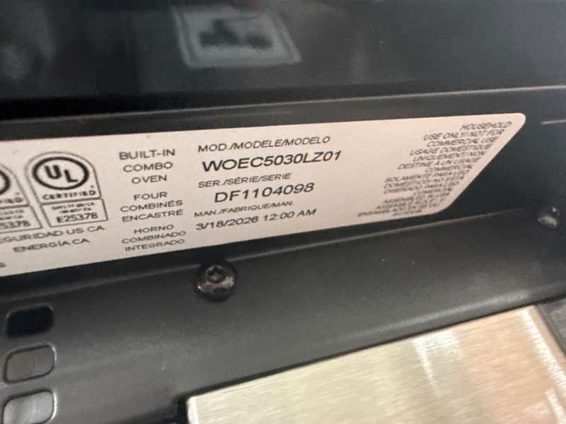 Whirlpool 30" Built-In Convection Wall Oven w/ Microwave WiFi WOEC5030LZ - Assessment Photo 14