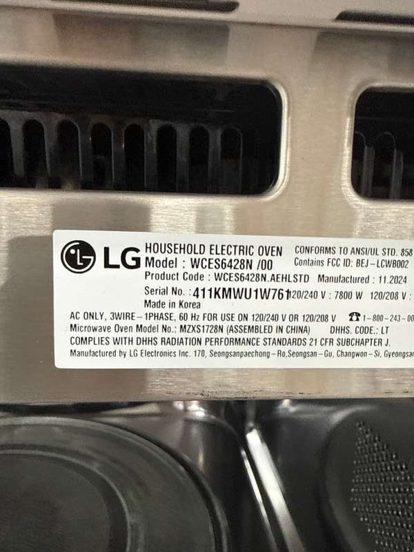 LG 30" Smart Built-In Electric Convection Wall Oven Microwave WCES6428N - Assessment Photo 14