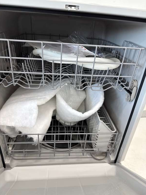 Whirlpool 24" Built-In Dishwasher Stainless Steel WDF332PAMS - Assessment Photo 6