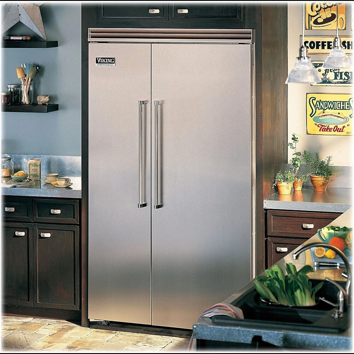 Viking 48" Built-In Counter Depth Side-by-Side Refrigerator 29 Cu Ft VCSB5484SS - Assessment Photo 6