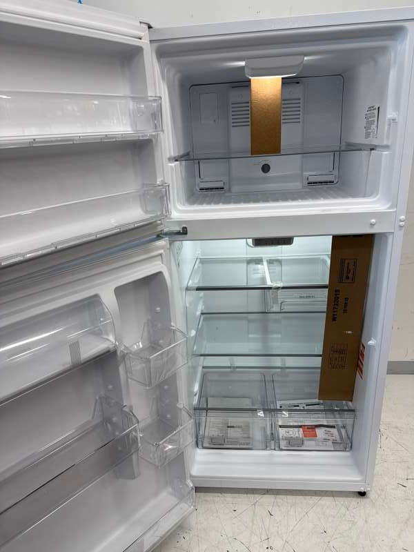 Whirlpool 30" Top Freezer Garage Ready Refrigerator 19 cu. ft White WRTX3119SW - Assessment Photo 7