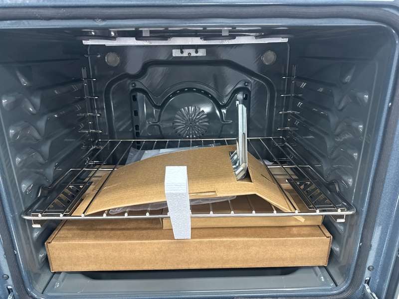 KitchenAid Slide-In Electric Downdraft Range 6.4 Cu. Ft Convection KSEG950ESS - Assessment Photo 8