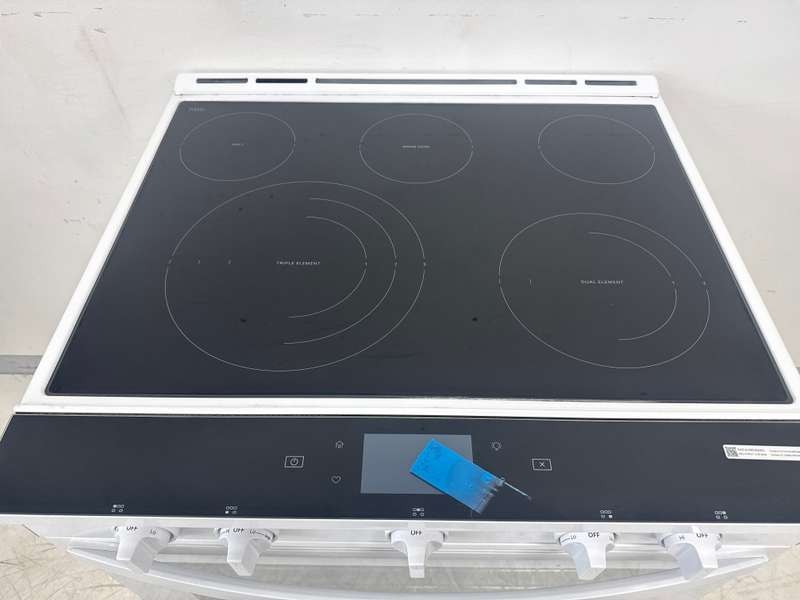 Whirlpool Electric Range 6.4 cu. ft Stainless Steel Convection WEE750H0HW - Assessment Photo 8