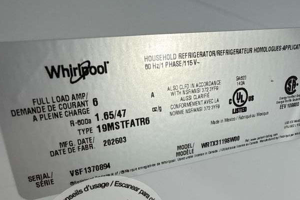 Whirlpool 30" Top Freezer Garage Ready Refrigerator 19 cu. ft White WRTX3119SW - Assessment Photo 8