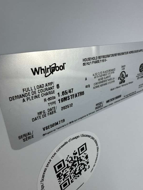 Whirlpool 30" Top Freezer Refrigerator 19.3 cu. ft Black WRTX3019SB - Assessment Photo 8