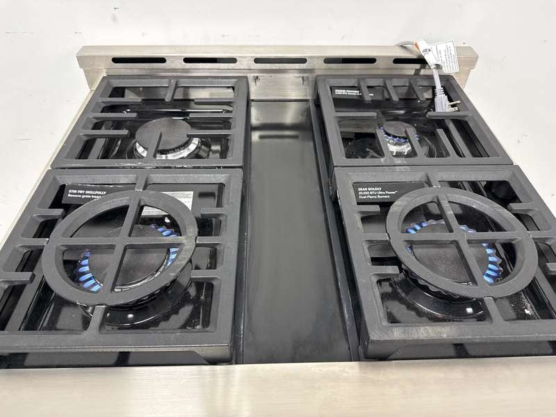 KitchenAid 30" Slide-In Gas Range 4.1 cu ft Convection KFGC500JPA - Assessment Photo 9