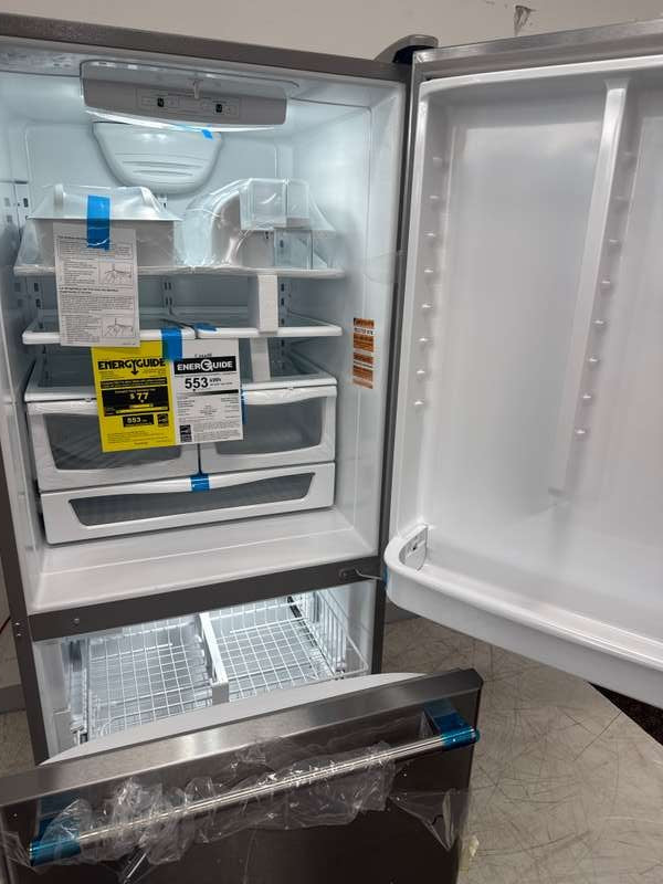 Maytag 30" 29" Bottom Freezer Refrigerator 19 cu. ft Stainless Steel MBF1958FEZ - Assessment Photo 9