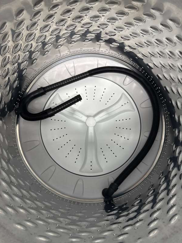 Maytag Top Load Washer 4.8 cu. ft MVW6200KW - Assessment Photo 9