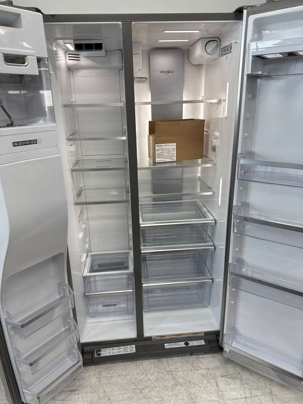 Whirlpool 36" Side-by-Side Counter-Depth Refrigerator 20.85 cu. ft WRSC6536RZ - Assessment Photo 9