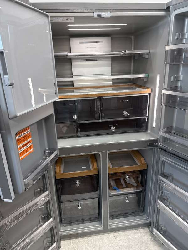 KitchenAid 36" French Door Refrigerator 19.4 cu. ft Stainless Steel KRQC736RPS - Assessment Photo 9