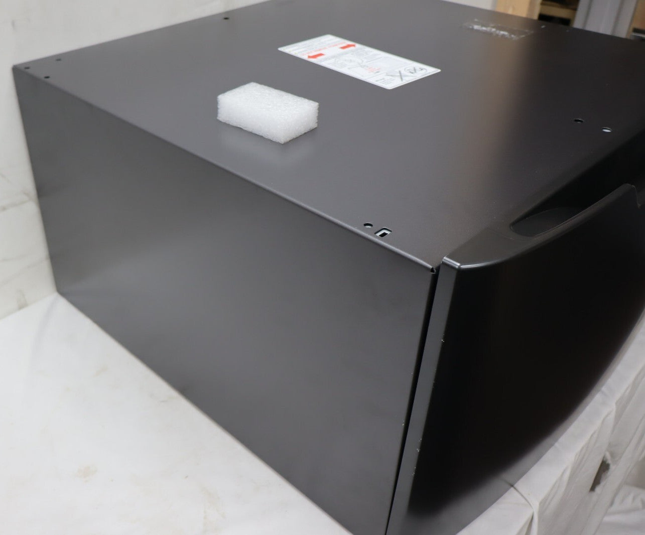 GE Profile GFP1528PTDS - 28" Laundry Pedestal with Storage Drawer - Carbon Graph